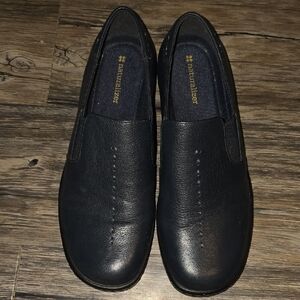 Naturalizer Women's Black Leather Loafers